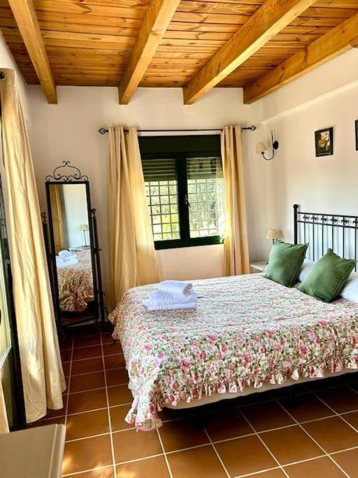 Hispalis Villa En Aracena La Umbria  Exterior photo